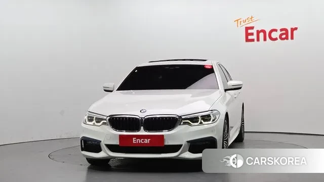 BMW 5 Series (G30) id 3024235 из Кореи 13