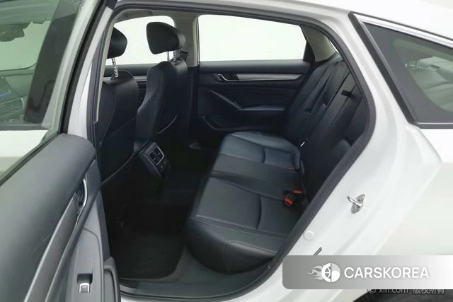 Honda Accord id 4262182 из Китая 17