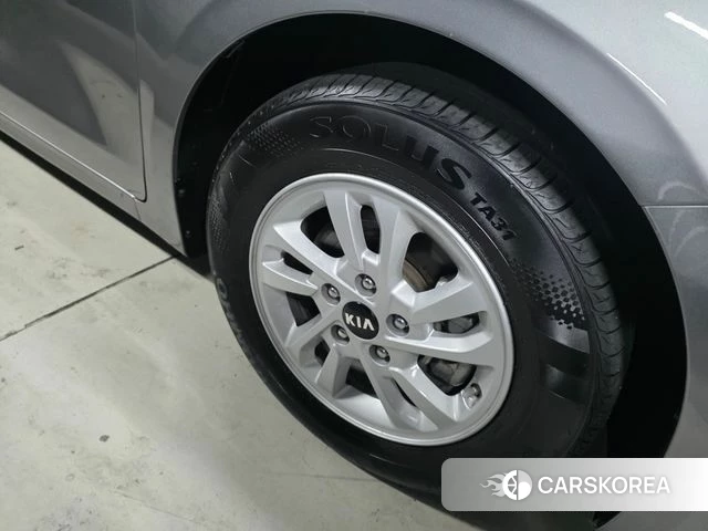 Kia Come New K3 id 4574426 из Кореи 8