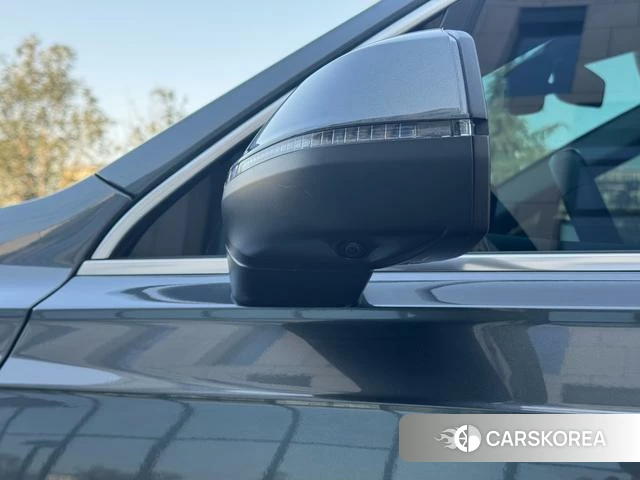 Audi Q7 id 4210234 из Китая 15