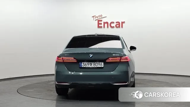 BMW 5 Series (G60) id 3711613 из Кореи 13