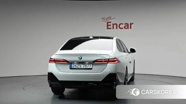 BMW 5 Series (G60) id 4229715 из Кореи 23