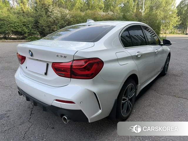 BMW 1 series 2023 Белый из Китая, фото 3