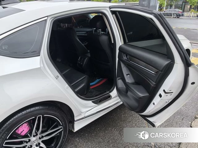 Honda Accord id 4333507 из Китая 7