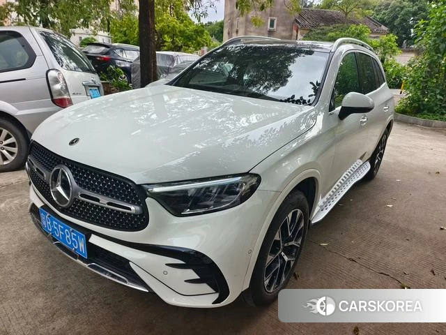 Mercedes-Benz GLC 2024 Белый из Китая, фото 3