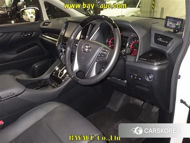 Toyota Alphard 2023 из Японии, фото 3