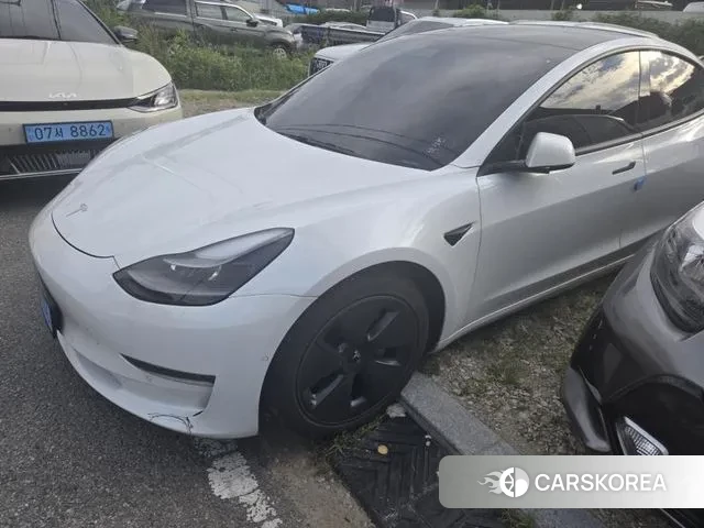 Tesla Model 3 2021 Белый из Кореи, фото 3