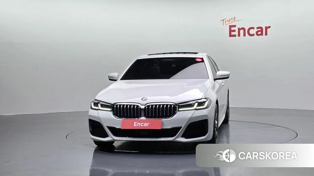 BMW 5 Series (G30) id 3877927 из Кореи 13