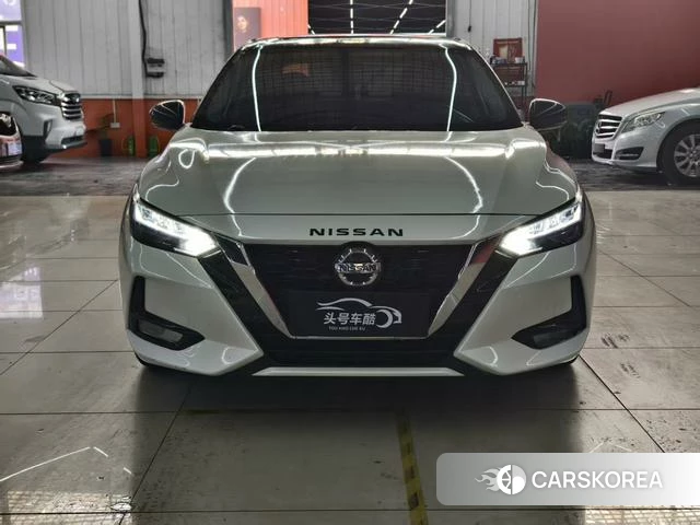 Nissan Xuan Yi 2022 Белый из Китая, фото 3