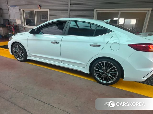 Hyundai Avante AD 2018 Белый из Кореи, фото 3