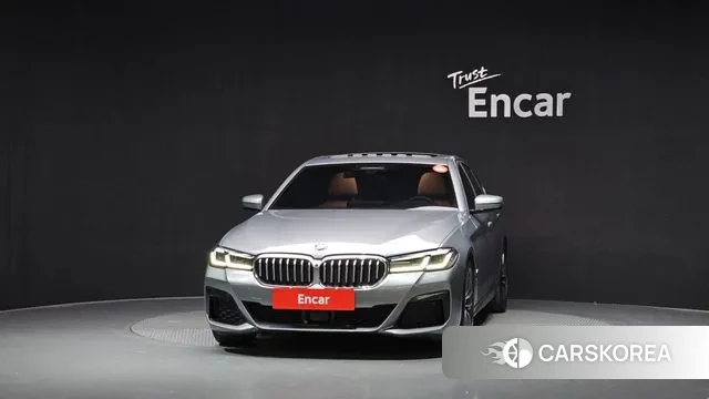 BMW 5 Series (G30) id 3389149 из Кореи 13