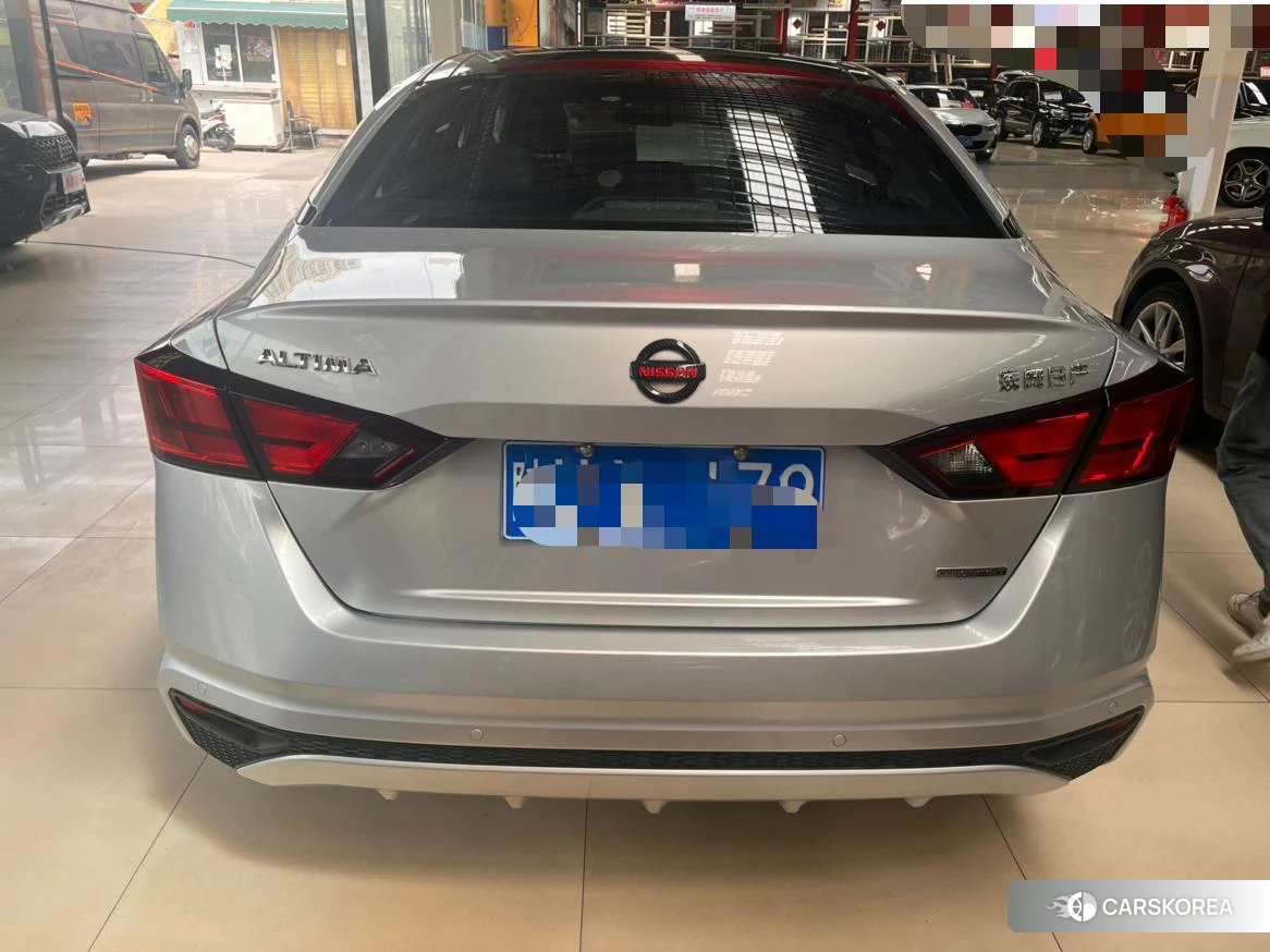 Nissan Teana id 4413199 из Китая 8