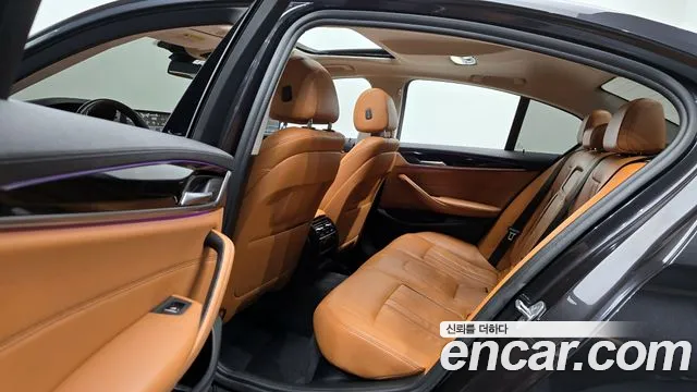 BMW 5 Series (G30) id 2612589 из Кореи 13