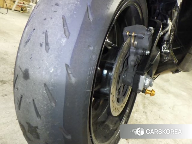 Suzuki GSX1300R HAYABUSA id 3947454 из Японии 23