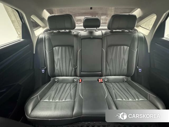 Volkswagen Passat PHEV id 4221849 из Китая 11