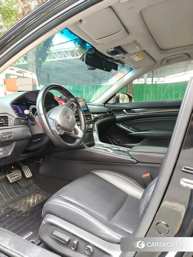 Honda Accord id 4290077 из Китая 8