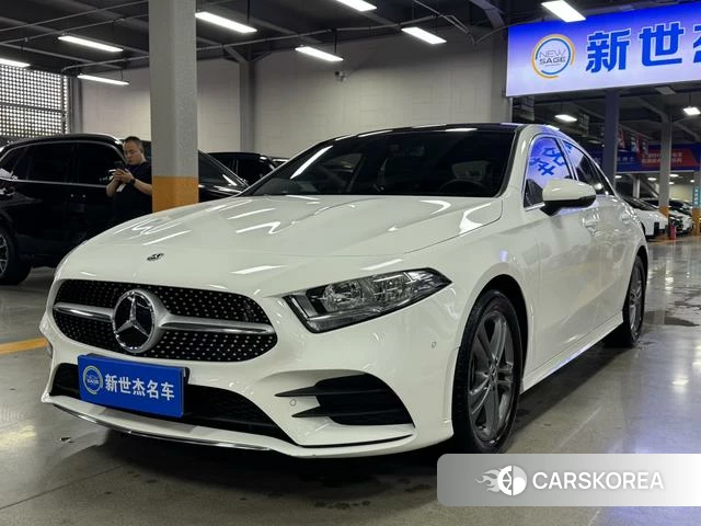 Mercedes-Benz Class A 2021 Белый из Китая, фото 6