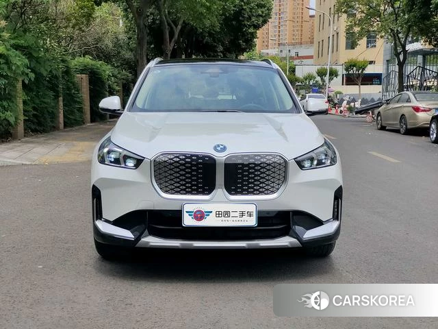 BMW iX1 2026 Белый из Китая, фото 4