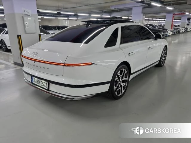 Hyundai Grandeur (GN7) id 4360955 из Кореи 13