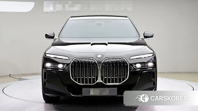 BMW 7 Series (G70) id 3739903 из Кореи 13