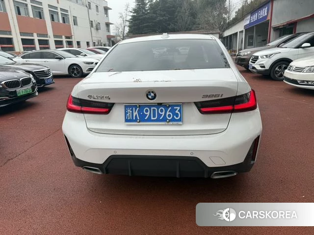 BMW 3 series 2023 Белый из Китая, фото 4