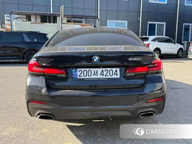 BMW 5 Series (G30) id 3348232 из Кореи 13