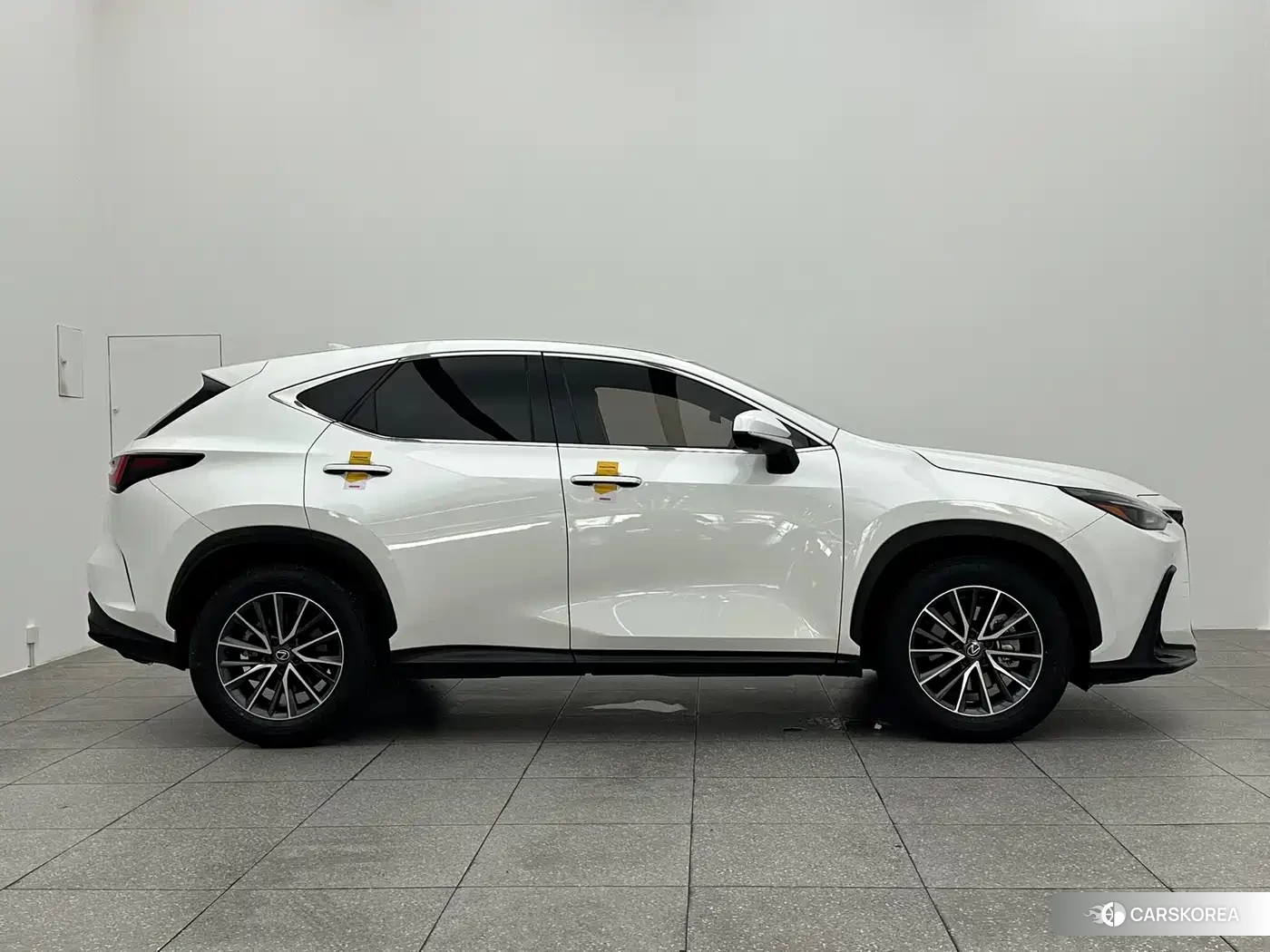 Lexus NX id 4669265 из Китая 12