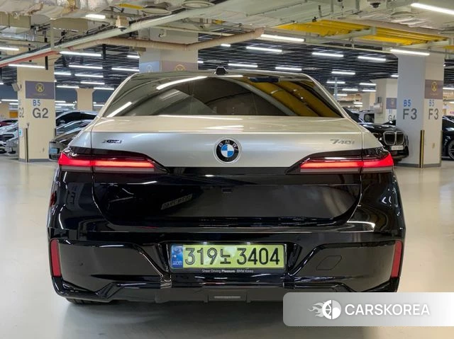 BMW 7 Series (G70) id 3838031 из Кореи 13