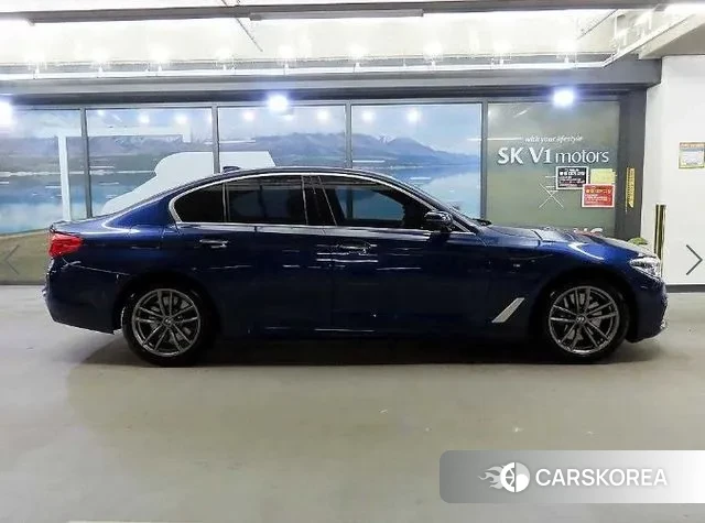 BMW 5 Series (G30) id 3477071 из Кореи 13