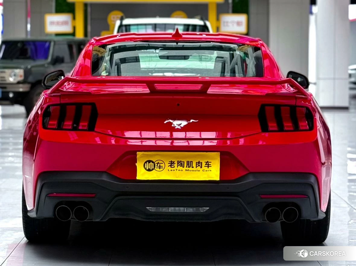 Ford Mustang 2024 Красный из Китая, фото 3