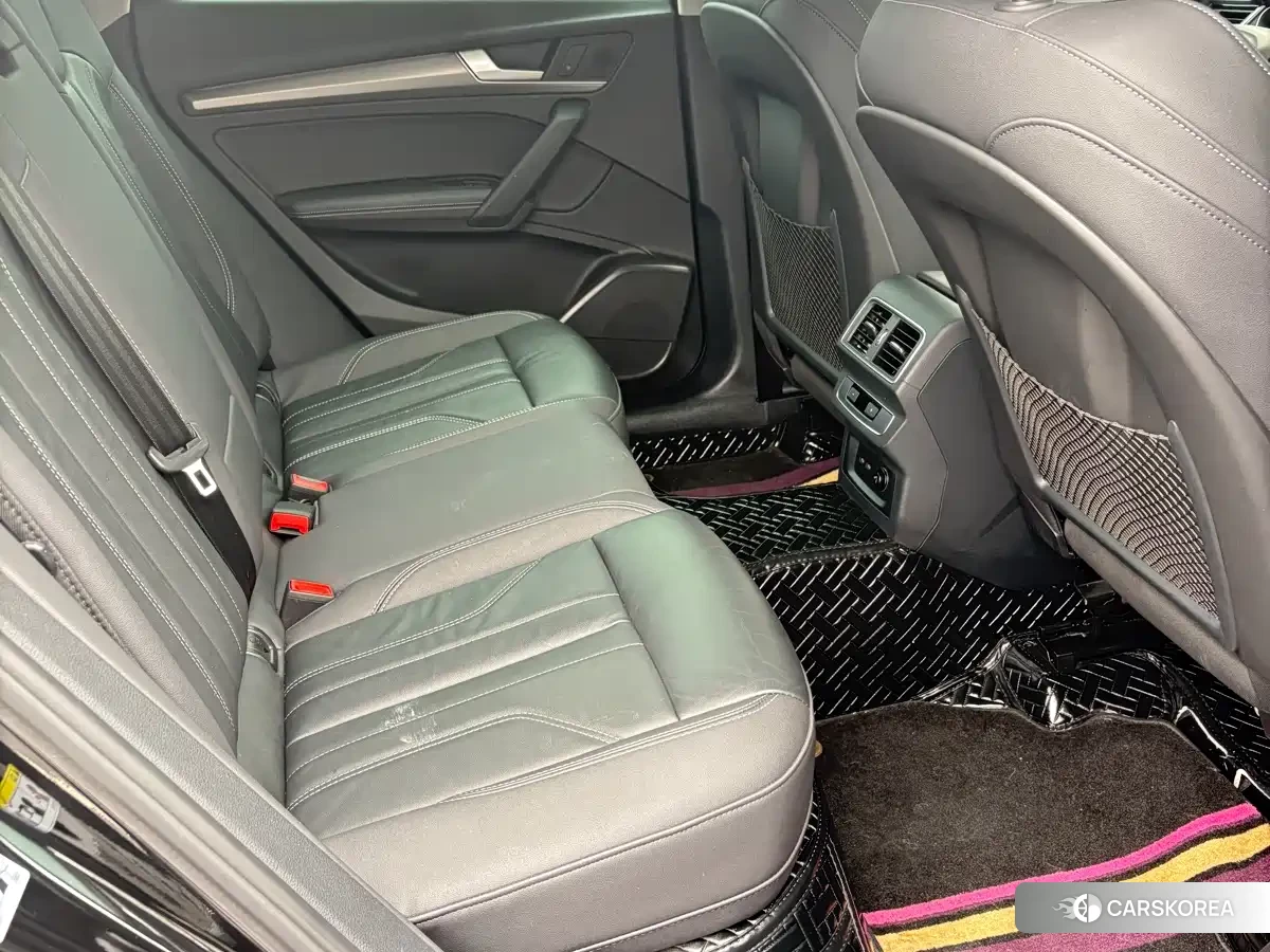 Audi Q5L 2022 Черный из Китая, фото 3