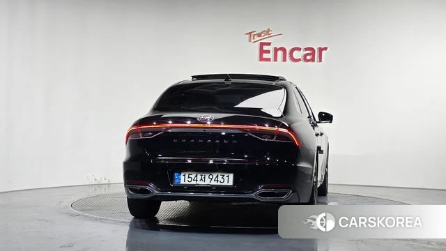 Hyundai The New Grandeur IG Hybrid id 4409929 из Кореи 23