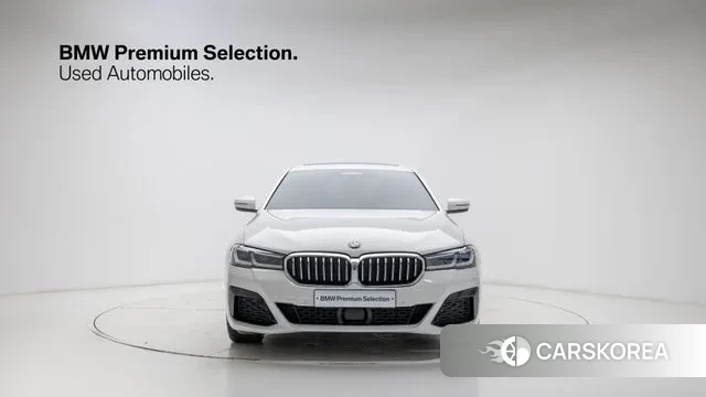 BMW 5 Series (G30) id 3741509 из Кореи 13