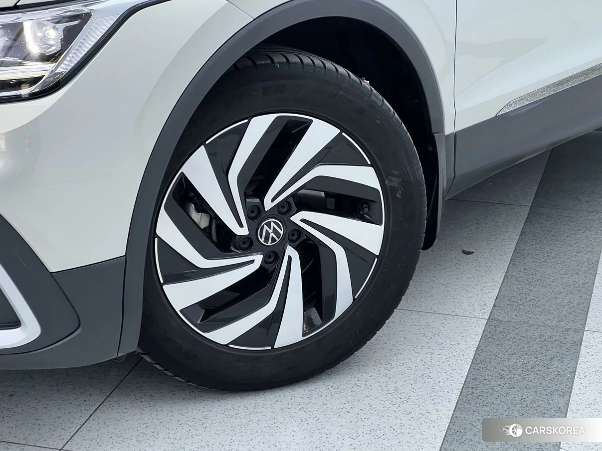 Volkswagen Tiguan L id 4486237 из Китая 12