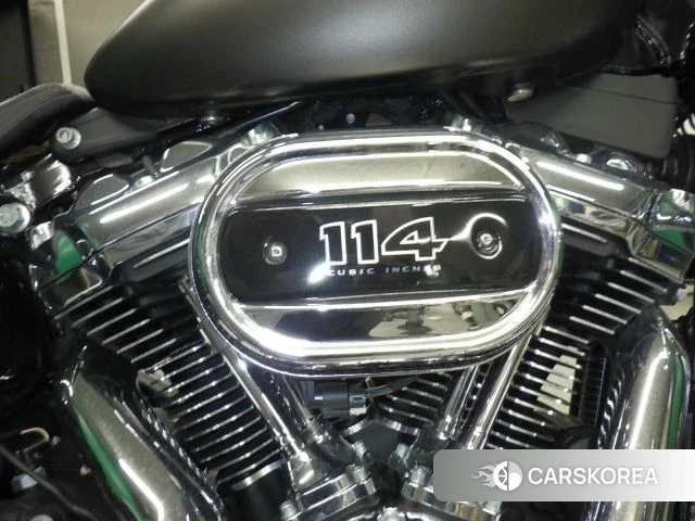 Engine photo