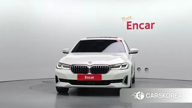 BMW 5 Series (G30) id 3437650 из Кореи 13