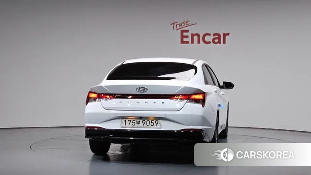 Hyundai Avante Hybrid (CN7) id 4506309 из Кореи 23