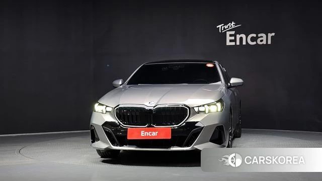 BMW 5 Series (G60) id 4548478 из Кореи 23