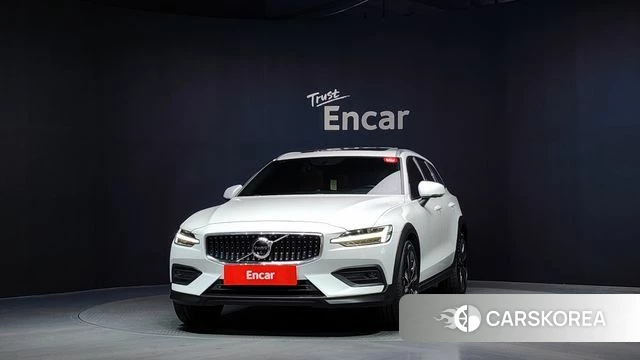 Volvo V60 Cross-Country 2nd Generation id 4355491 из Кореи 13