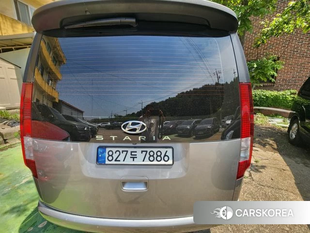 Hyundai Staria 2023 Серебряный из Кореи, фото 6