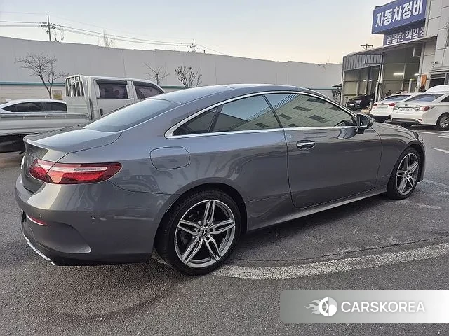 Mercedes-Benz E-Class W213 2018 Серый из Кореи, фото 6