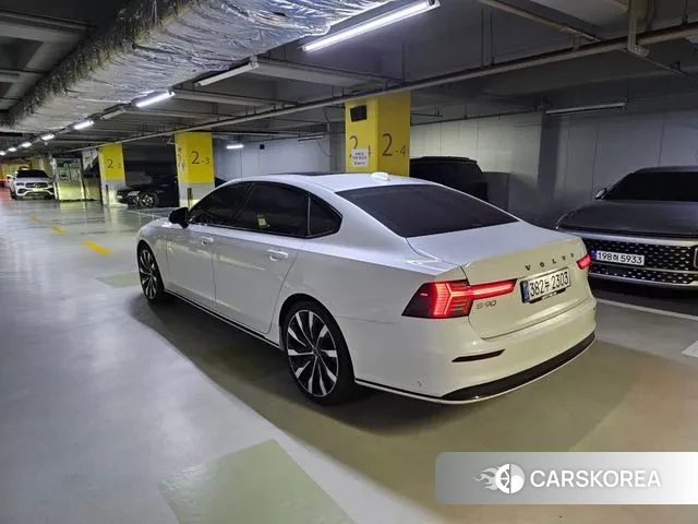 Volvo S90 2025 Белый из Кореи, фото 3