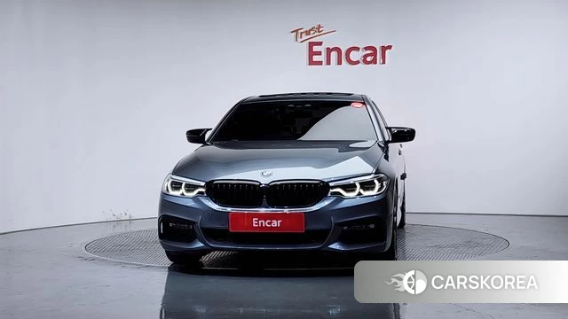 BMW 5 Series (G30) id 4465667 из Кореи 23
