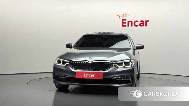 BMW 5 Series (G30) id 3861679 из Кореи 13