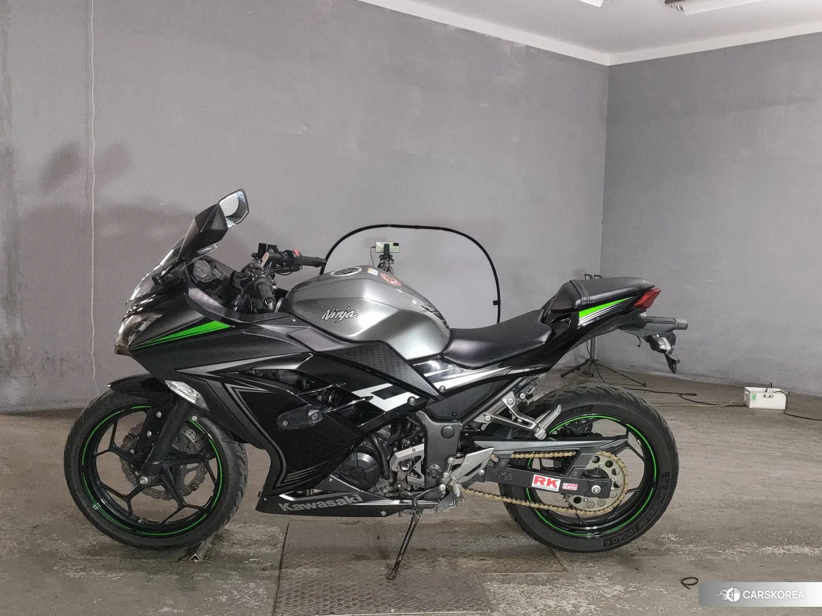Проданный Kawasaki NINJA 250 2015 из Японии