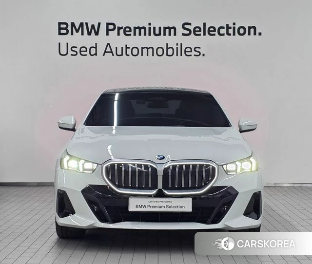 BMW 5 Series (G60) id 4194593 из Кореи 8