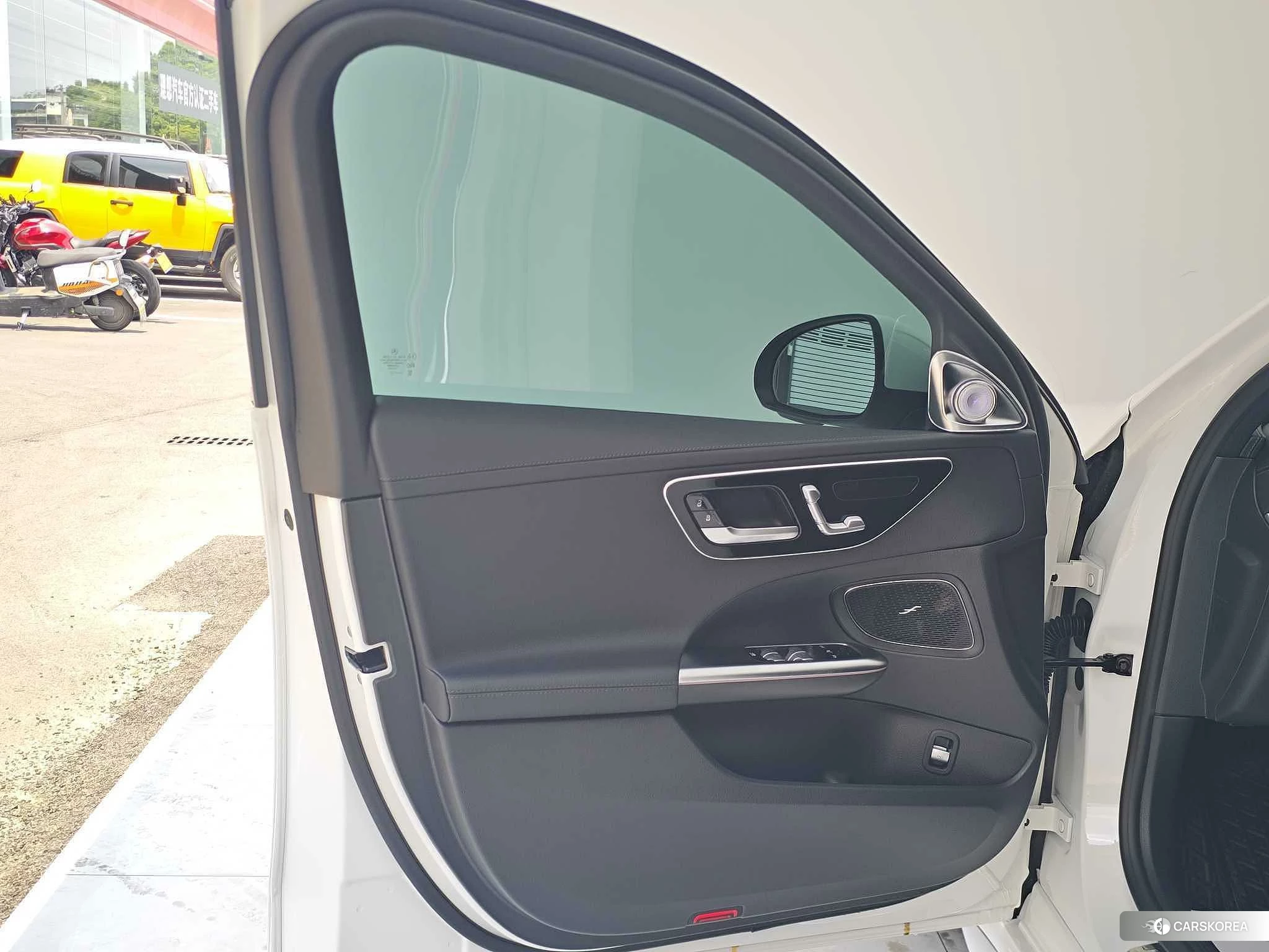 Mercedes-Benz Class C id 4487341 из Китая 13