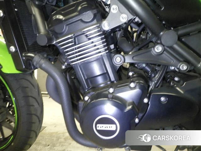 Engine photo