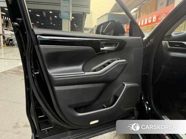 Toyota Highlander id 4262109 из Китая 16