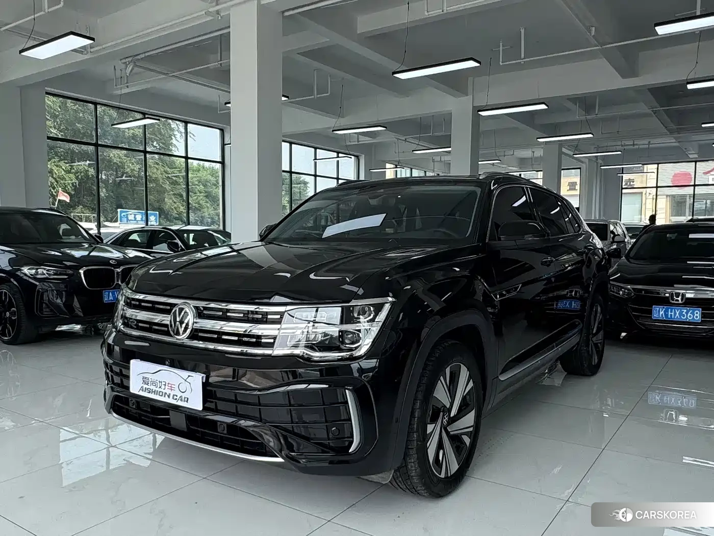 Volkswagen Touareg id 4655050 из Китая 13